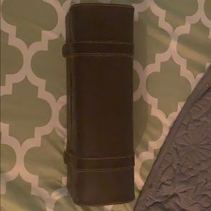 2 Invicta watches. 1 man 1 woman & watch box